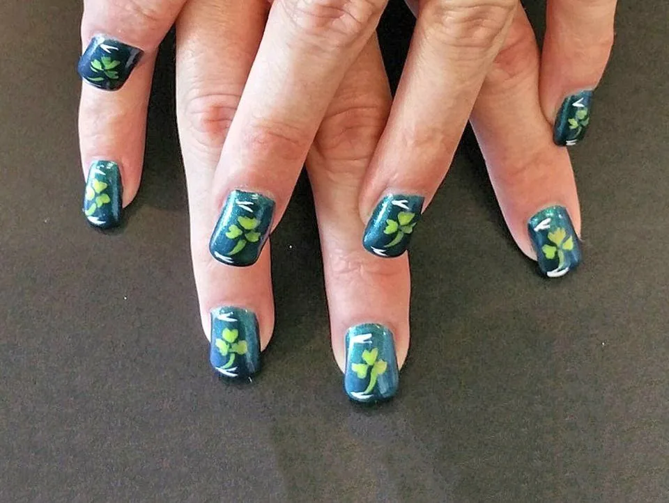 Gel nail art design Best Nails Spalon Commack