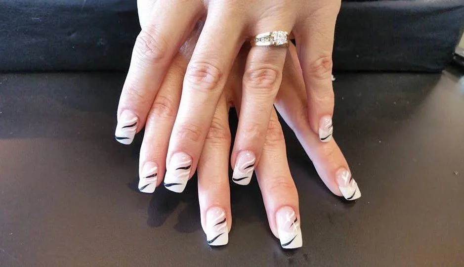 Manicure services at Best Nails Spalon Commack NY